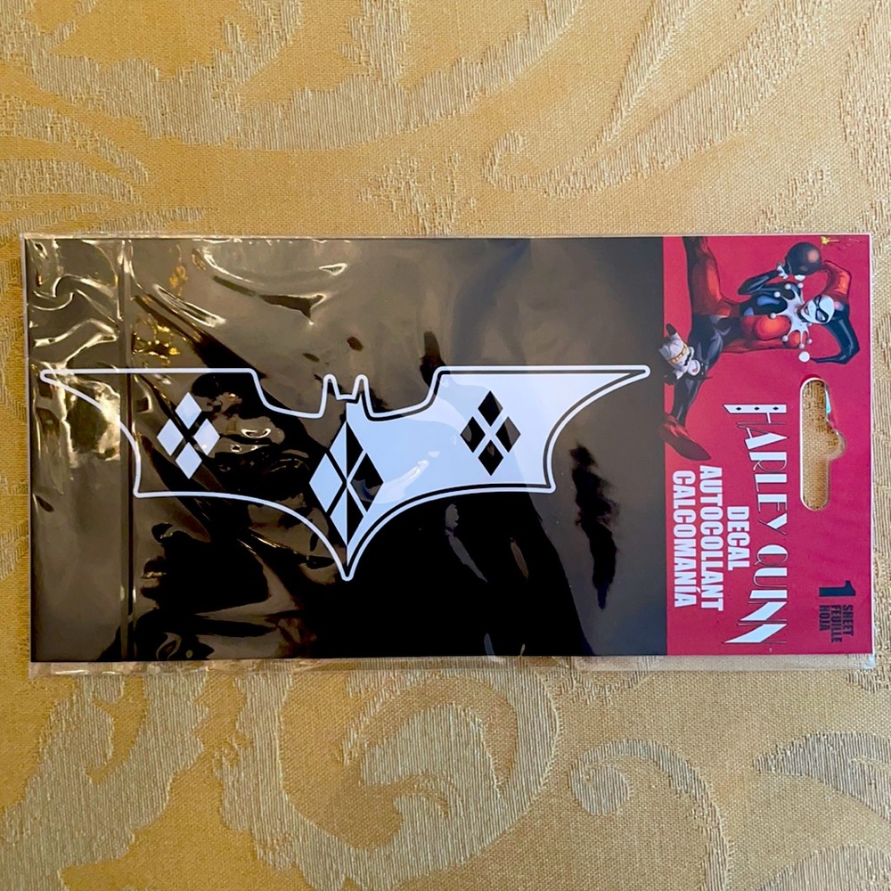 6” Harley Quinn x Batman window graphic